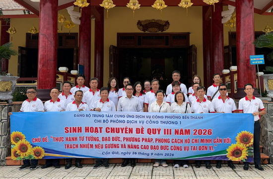 Chi bộ Phòng Dịch vụ công thương 1 tổ chức sinh hoạt chuyên đề Quý III năm 2026
